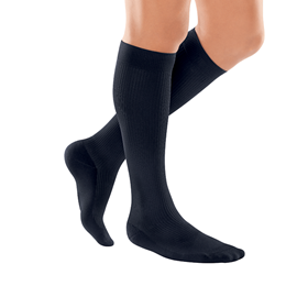 Støtte- og rejsestrømper