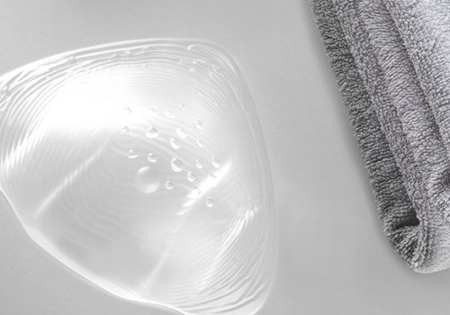 Aqua Wave svømmebrystprotese (badebrystprotese) fra Amoena