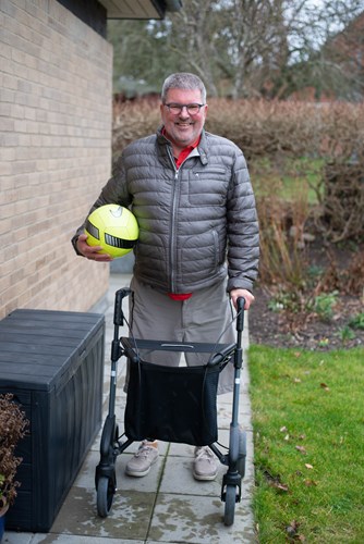 Niels Tjustrup; Lårbensamputeret; Sahva